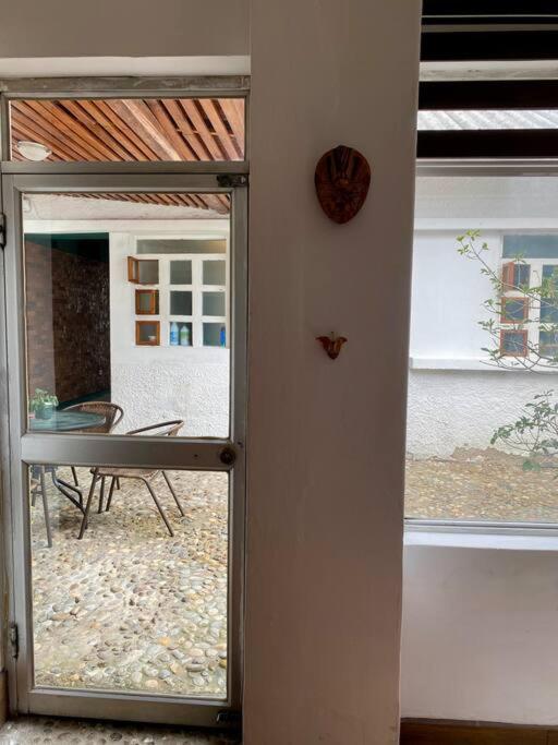 Cozy mini apartment in La Floresta - Apartamento de 1 dormitorio - 10