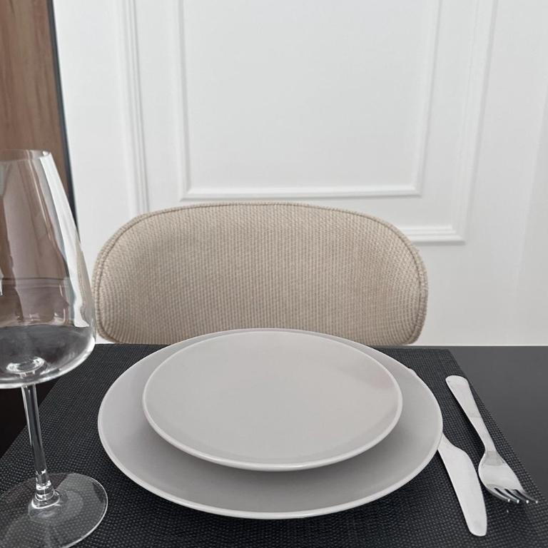Zuma Lux Apartments - One-Bedroom Apartment - 21