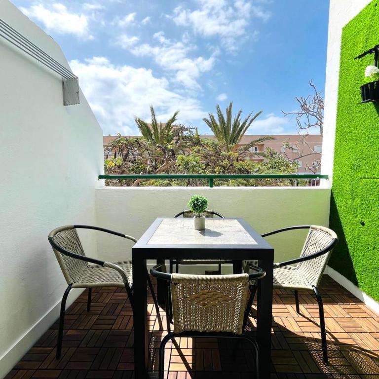silent apartment with cozy terrace and ocean view - Apartamento de 2 dormitorios - 9