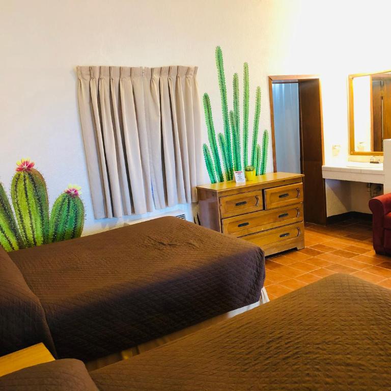 Hotel Las Palmas - Habitación Triple - 4