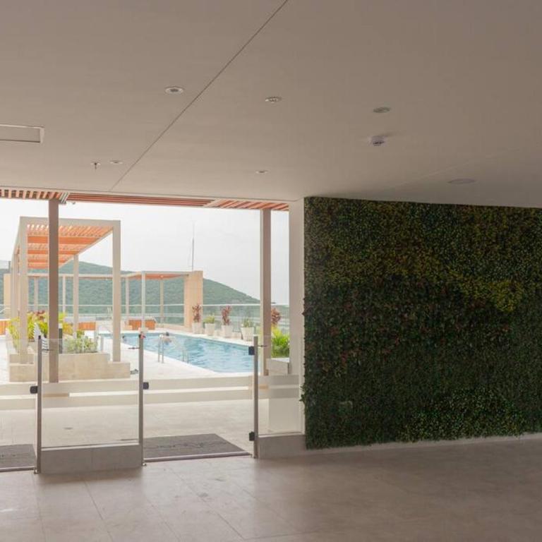 Cozy apartment next to the beach! - Two-Bedroom Apartment - 10