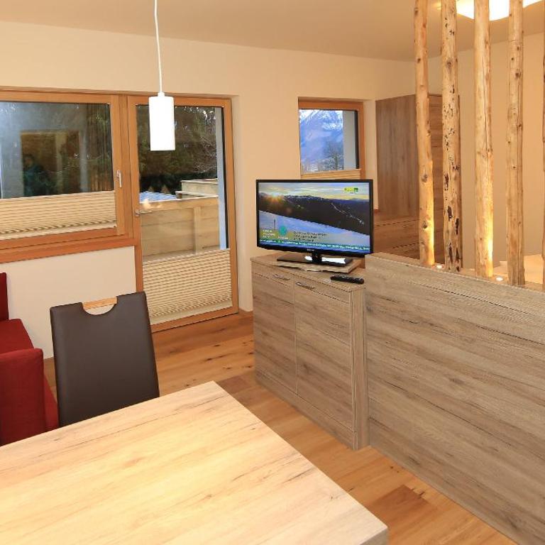 Chalet Findeisen - Apartment with Balcony - 8