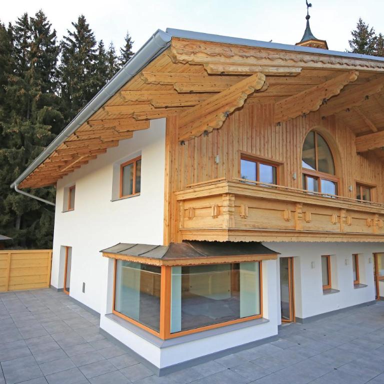 Chalet Findeisen - Apartment with Balcony - 24