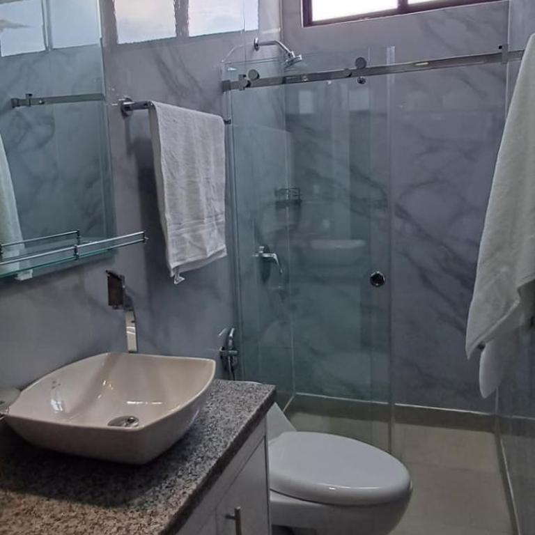 Moderno departamento familiar por estrenar - Apartamento de 2 dormitorios con balcón - 6