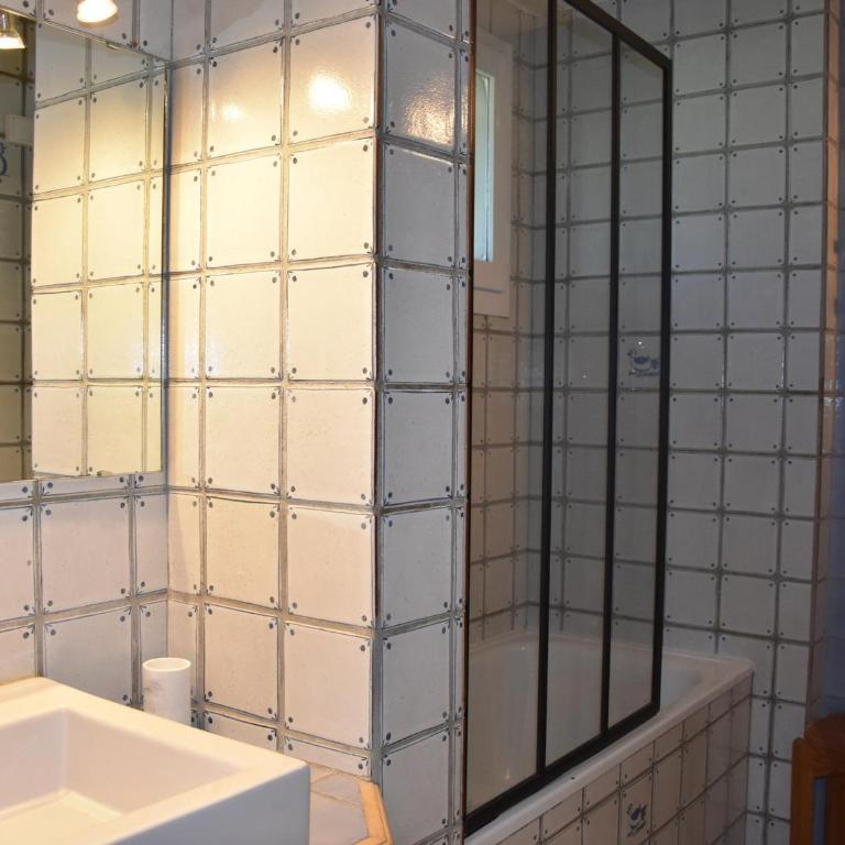 Appartement rénové avec grande terrasse et animaux admis - FR-1-464-238 - Appartement - 7