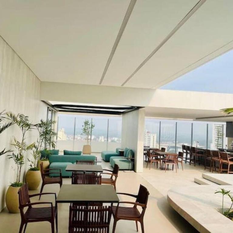 Una espectacular vistar en el centro de Equipetrol - Apartamento de 1 dormitorio - 27