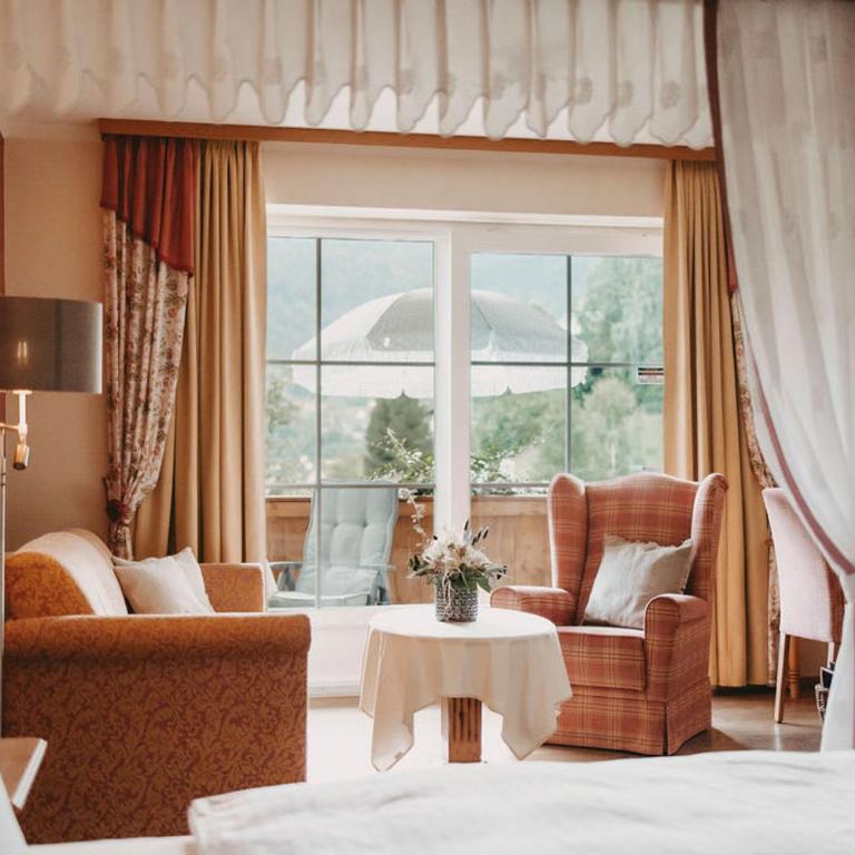ROHO MURAU Hotel Rosenhof Murau - Camera Matrimoniale Deluxe con Vista Castello - 6