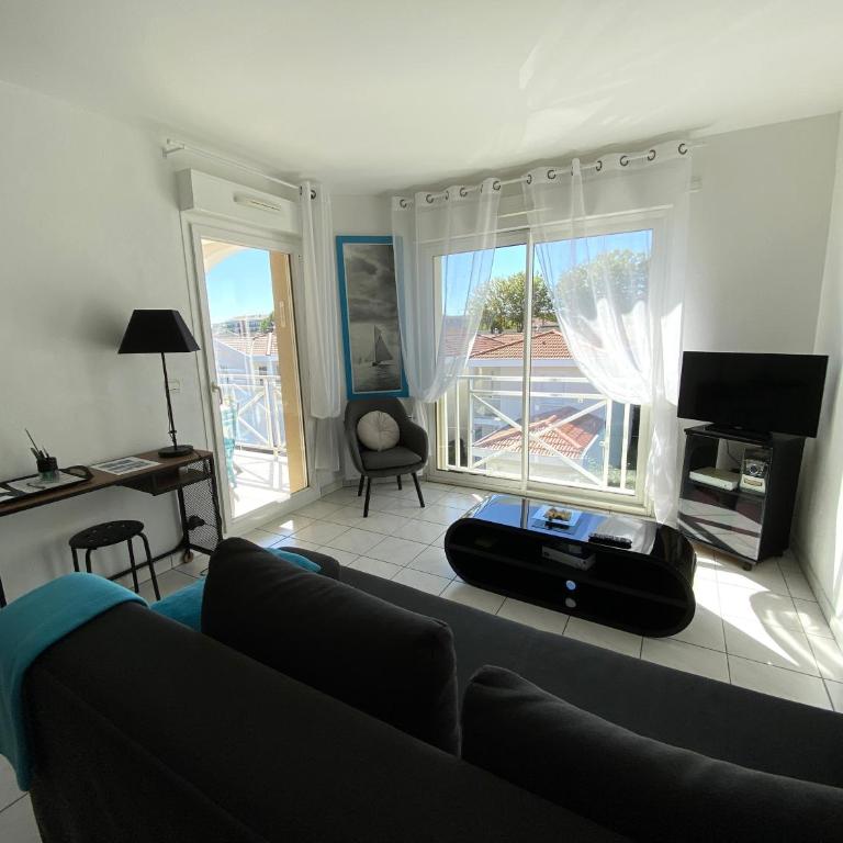 VILLA MARINA 2 pieces avec parking et wifi centre - Apartment mit 1 Schlafzimmer - 2