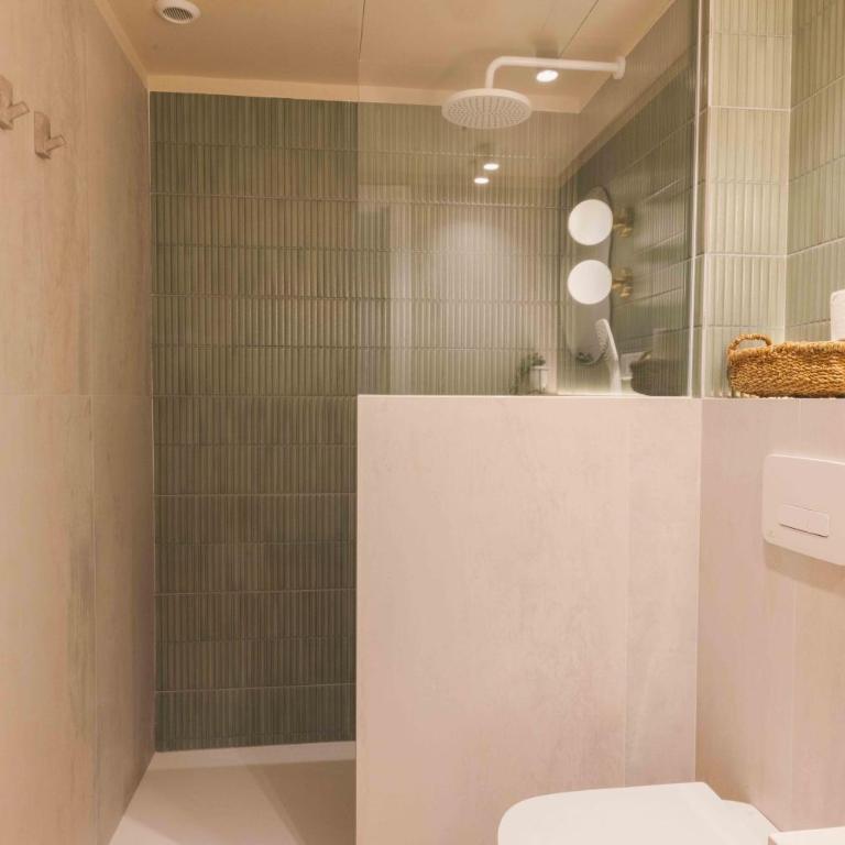 Los 6 by GRUPO CCOMMO - Two-Bedroom Apartment - 7