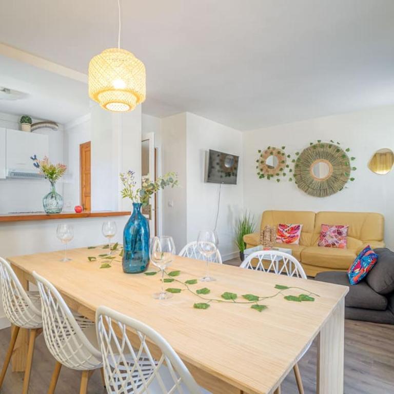 EST 22-Amplio apartamento en pleno centro JUNTO AL MAR, WIFI FIBRA, PARKING - Apartamento de 2 dormitorios - 11