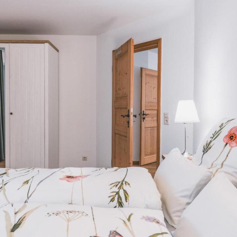 Allgäu-Glück Grünenbach - 2-Zimmer-Apartment - 17