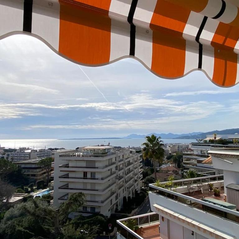 Appartement de charme, 2P, Terrasse, Vue mer, Clim, Garage - Apartment mit 1 Schlafzimmer - 10