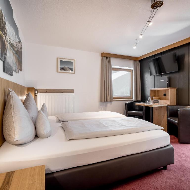 Quality Hosts Arlberg - Haus Pepi Eiter - inklusive Sommer-Karte Premium - Standard Doppelzimmer - 5