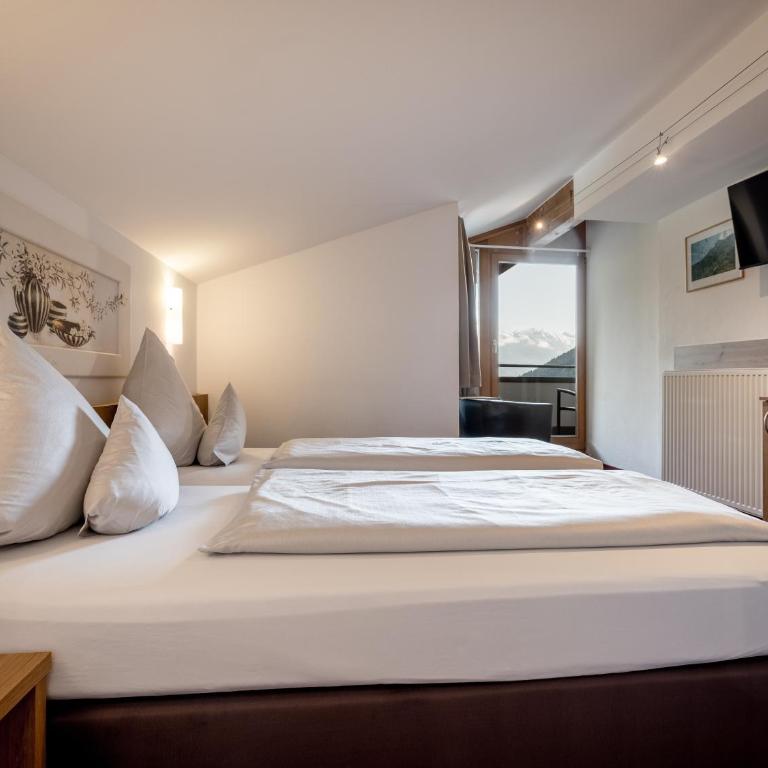 Quality Hosts Arlberg - Haus Pepi Eiter - inklusive Sommer-Karte Premium - Standard Doppelzimmer - 9