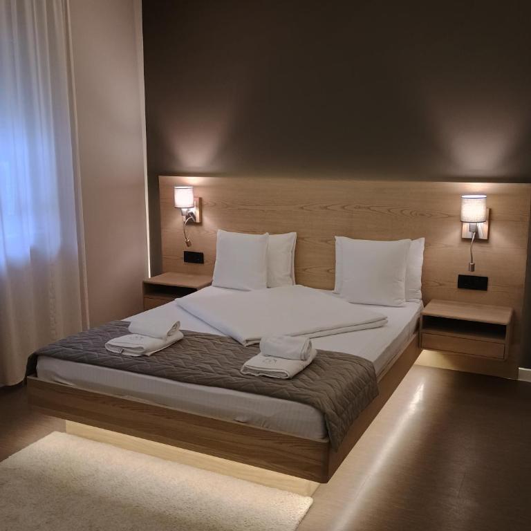 Emilia Lux Rooms - Porodična Soba sa Balkonom - 5