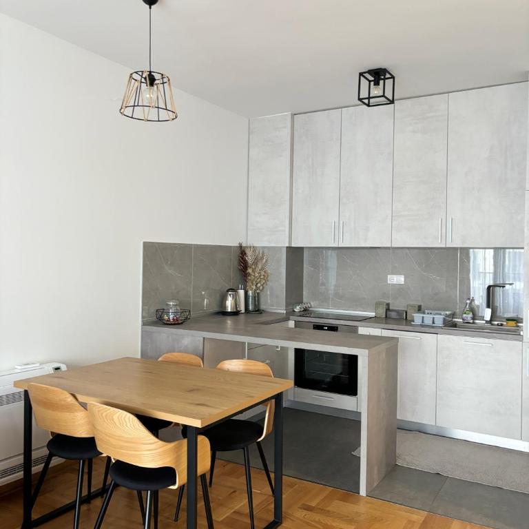 Sunčana strana - Apartman sa 1 Spavaćom Sobom - 14