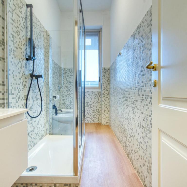 Italianflat - Elegant Suites with balcony in Navigli - Quadruple Room - 16