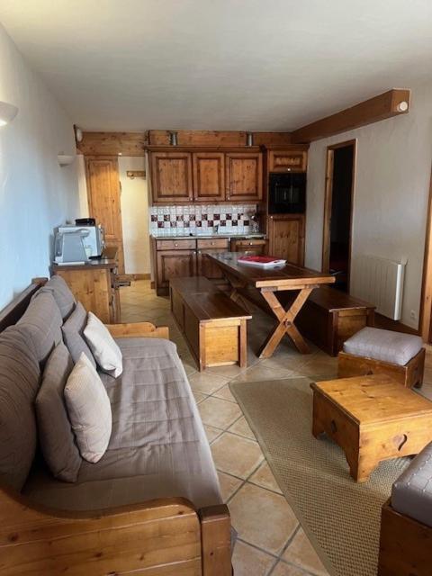 La Rosière centre, appartement 51 m2,3 pièces 2 chambres avec terrasse et parking couvert plein centre de la station, proche des pistes et commerces, ménage compris - Appartement 2 Chambres - 6