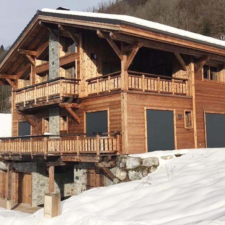 Chalet Purdey - Sleeps 10 with Hot Tub - Chalet - 10