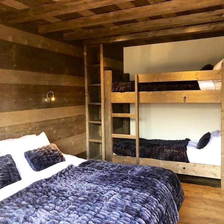 Chalet Purdey - Sleeps 10 with Hot Tub - Chalet - 17