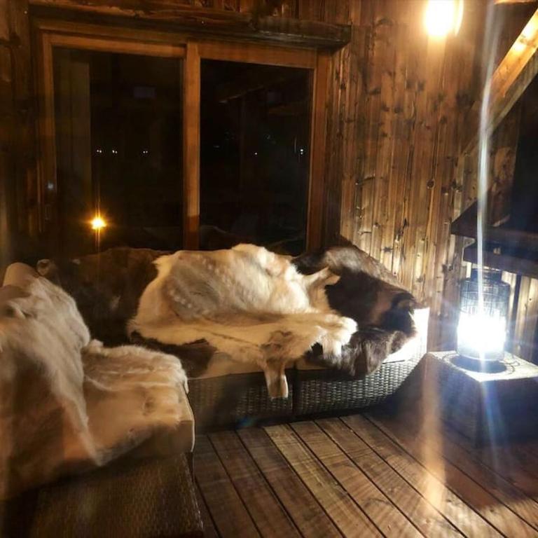 Chalet Purdey - Sleeps 10 with Hot Tub - Chalet - 21