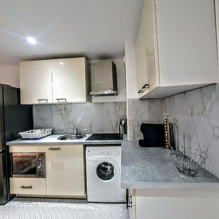 3P Mas de Tanit au calme avec piscine - Two-Bedroom Deluxe Apartment with Garden View - 10