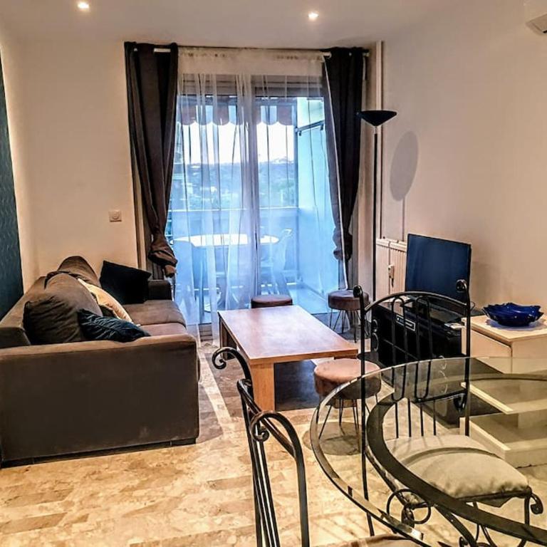 3P Mas de Tanit au calme avec piscine - Two-Bedroom Deluxe Apartment with Garden View - 13