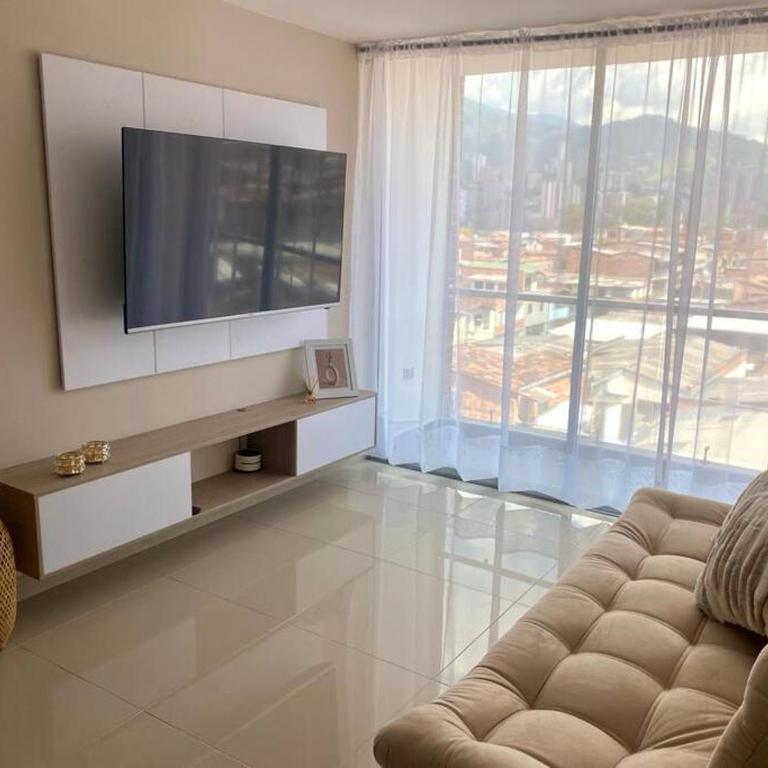 RentalsOP AN04 Apartamento con balcon cerca al CC Plaza Arrayanes Excelente vista - Apartamento de 2 dormitorios - 1