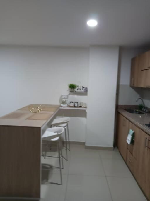 RentalsOP AN04 Apartamento con balcon cerca al CC Plaza Arrayanes Excelente vista - Apartamento de 2 dormitorios - 22