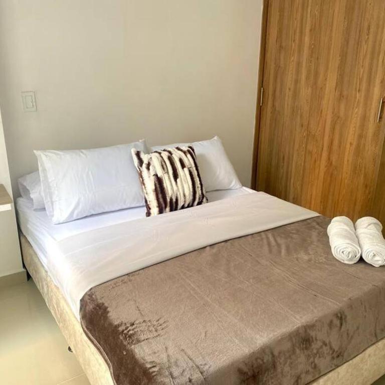 RentalsOP AN04 Apartamento con balcon cerca al CC Plaza Arrayanes Excelente vista - Apartamento de 2 dormitorios - 41