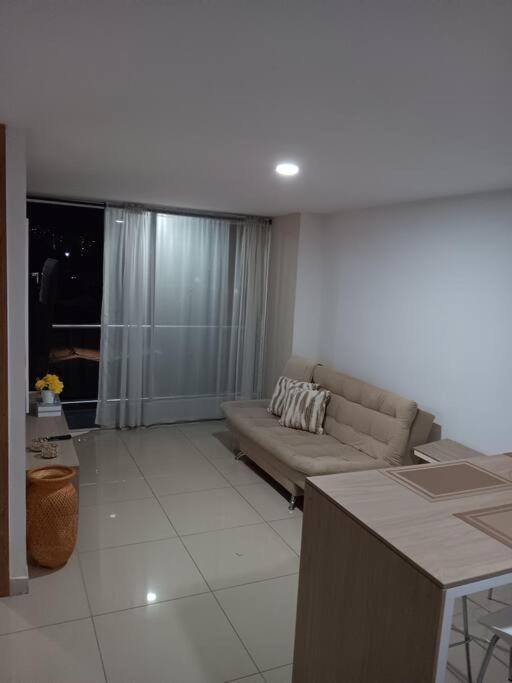 RentalsOP AN04 Apartamento con balcon cerca al CC Plaza Arrayanes Excelente vista - Apartamento de 2 dormitorios - 44
