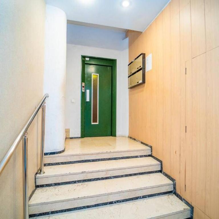 Authentic Alicante Central Flat near the Beach - Two-Bedroom Apartment - 24