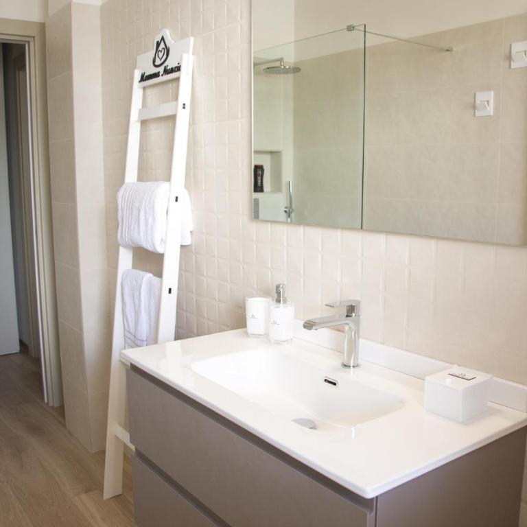 Mamma Nunzia - One-Bedroom Apartment - 29