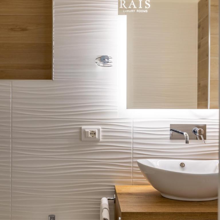B&B Rais Luxury Rooms - Camera Tripla Standard - 6