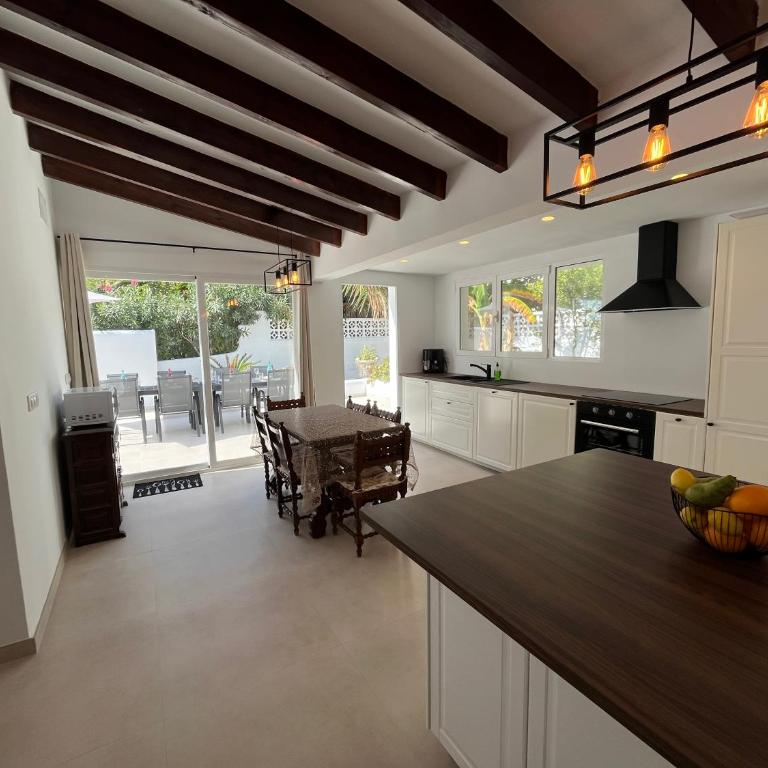 Villa Sonrisa - Villa - 14