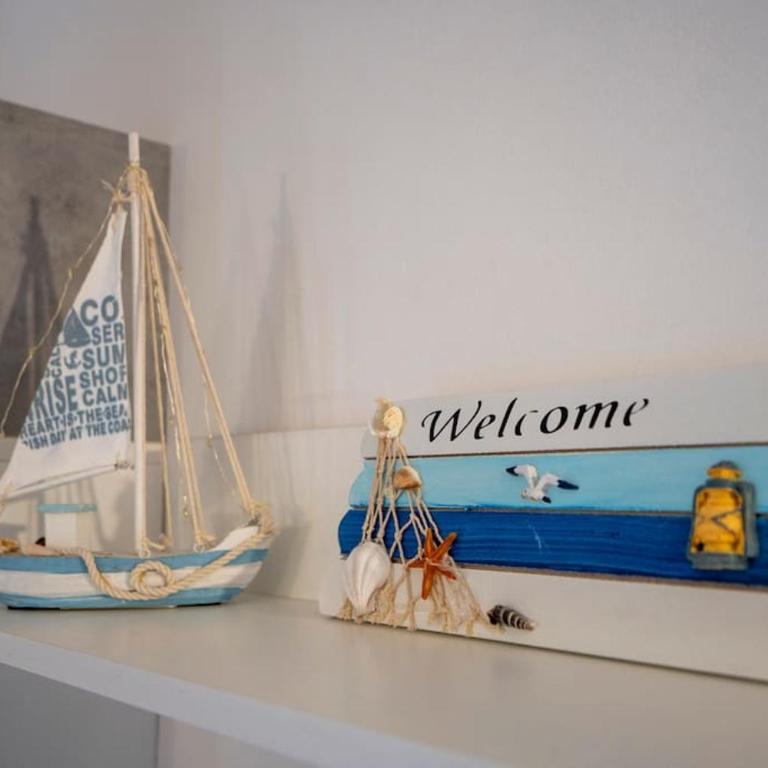 Domus Apulia, Due Passi Dal Mare - Free Parking - - Three-Bedroom Apartment - 30