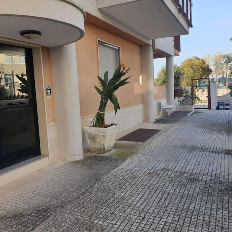 Domus Apulia, Due Passi Dal Mare - Free Parking - - Three-Bedroom Apartment - 31
