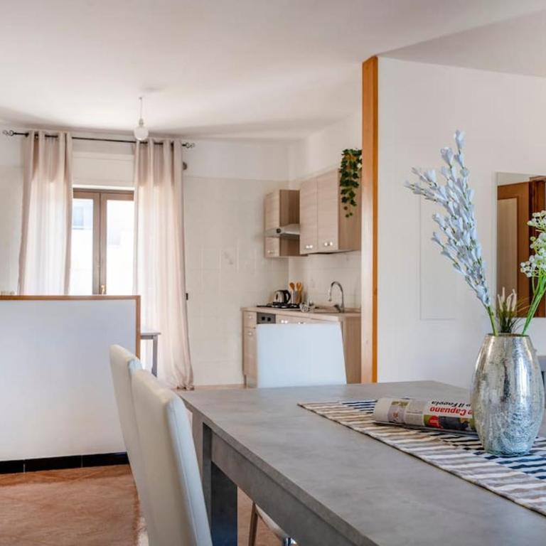 Domus Apulia, Due Passi Dal Mare - Free Parking - - Three-Bedroom Apartment - 20