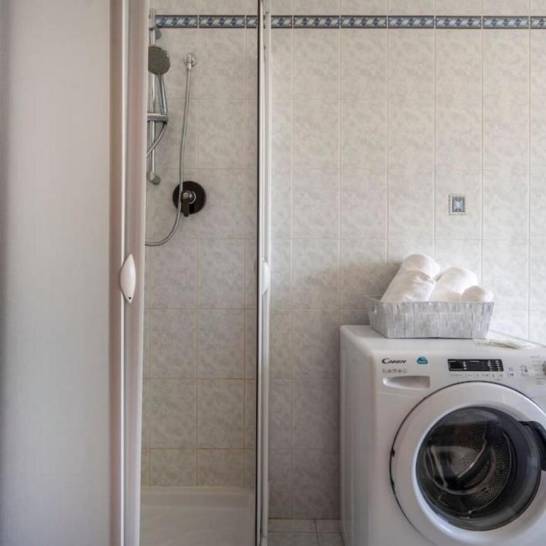 Domus Apulia, Due Passi Dal Mare - Free Parking - - Three-Bedroom Apartment - 29