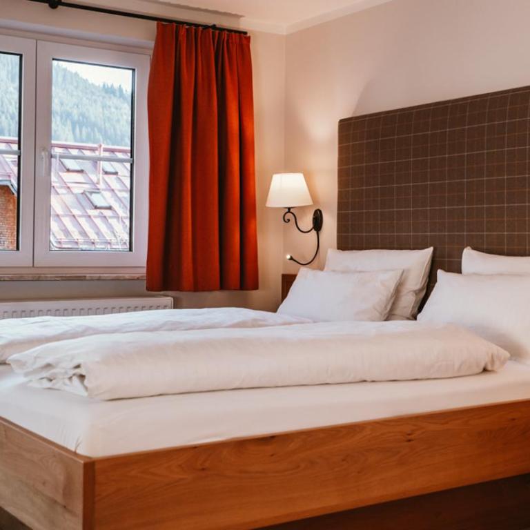 Hotel Alpengasthof Löwen - Doppelzimmer mit Balkon - 2