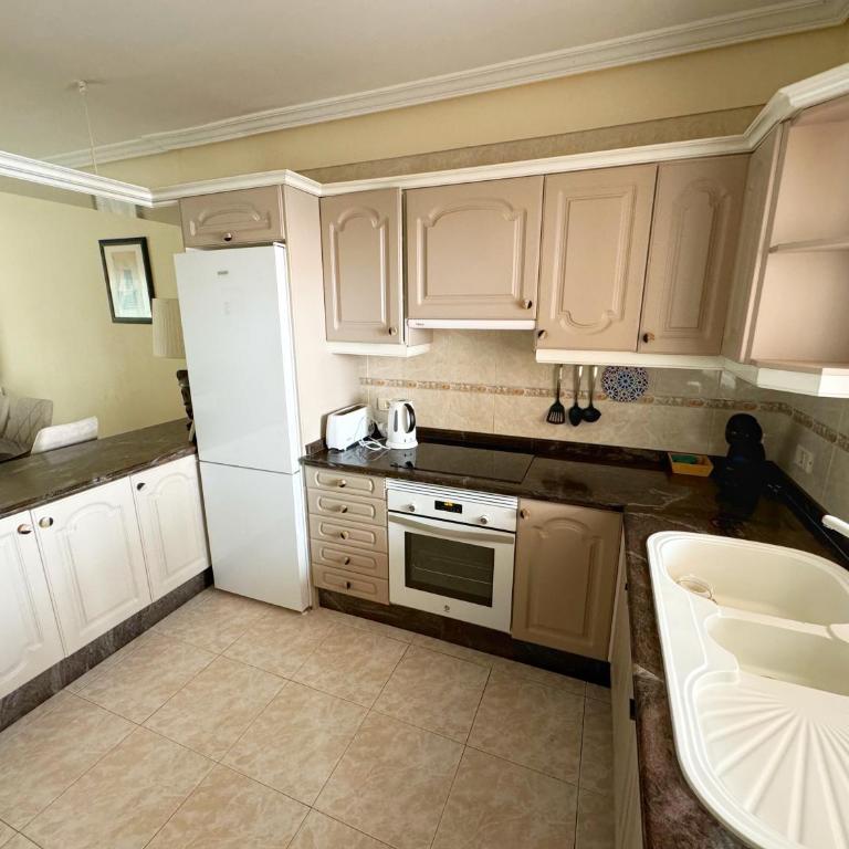 Hugo's holiday apartment in Costa del Silencio - Apartamento de 3 dormitorios - 8