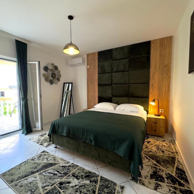 Apartments ASYA - One-Bedroom Apartment with Sea View and Balcony - 1
