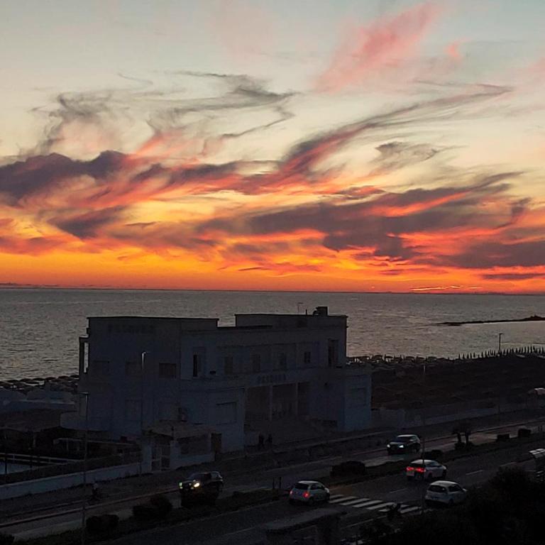 Ostia Attico fronte mare - Appartamento con 1 Camera da Letto - 11
