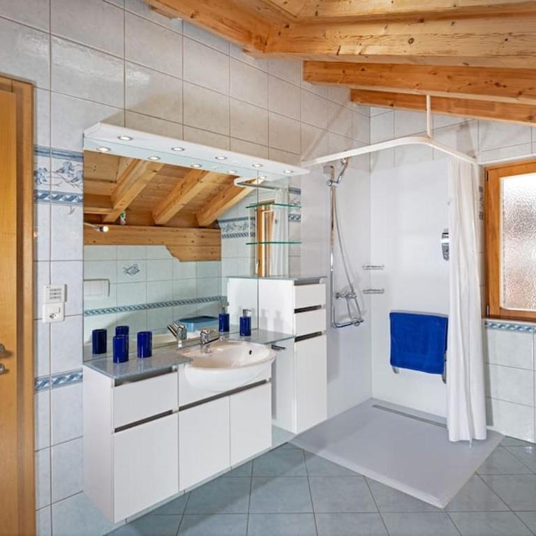 Maisonette Wohnung - Chalet Amethyst in Taesch bei Zermatt - Apartment mit Aussicht und Balkon - 6