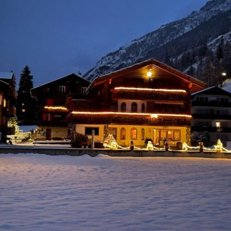 Maisonette Wohnung - Chalet Amethyst in Taesch bei Zermatt - Apartment mit Aussicht und Balkon - 14