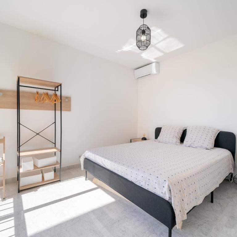 Hello Côte d'Azur - Spacieux 3 pièces avec piscine et tennis - Two-Bedroom Apartment - 3
