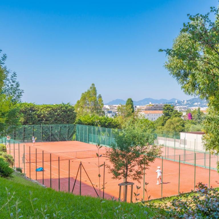 Hello Côte d'Azur - Spacieux 3 pièces avec piscine et tennis - Two-Bedroom Apartment - 12