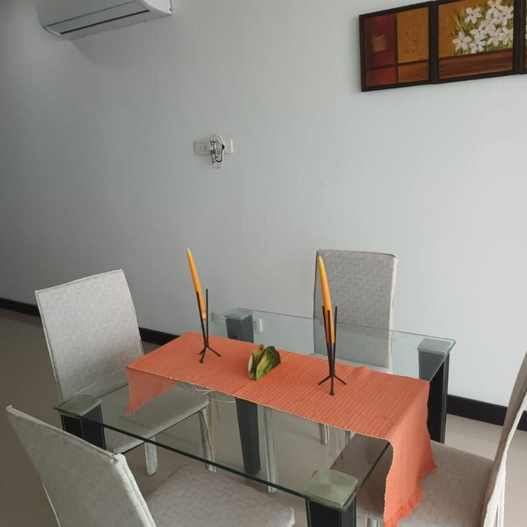 Descanso frente al mar - Two-Bedroom Apartment with Sea View - 5