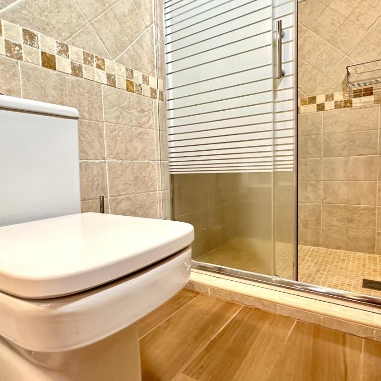 Maravilloso ático con terraza, vistas, BBQ, wifi - Apartamento de 1 dormitorio - 48