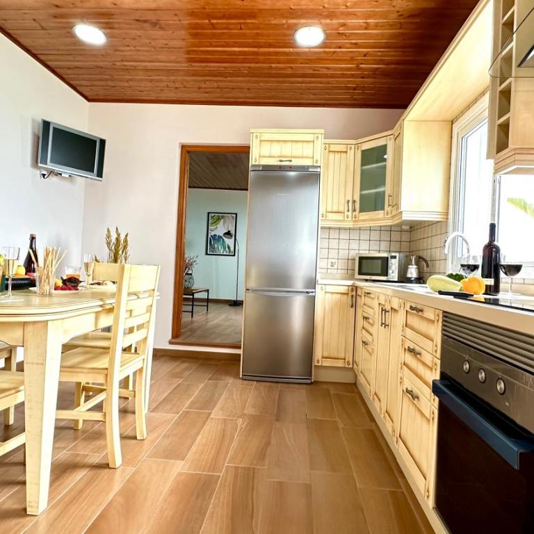 Maravilloso ático con terraza, vistas, BBQ, wifi - Apartamento de 1 dormitorio - 28